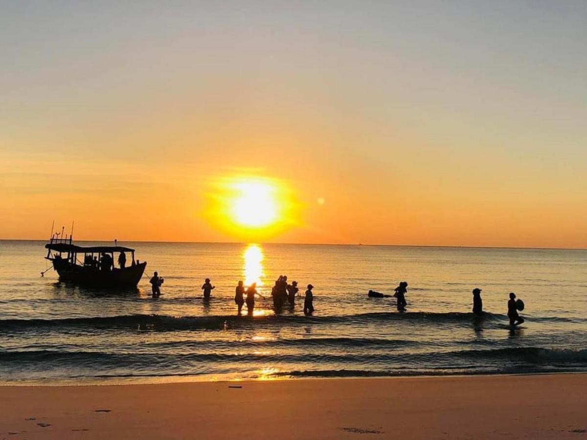 Long Beach Resort Koh Rong Sok San Village Dış mekan fotoğraf