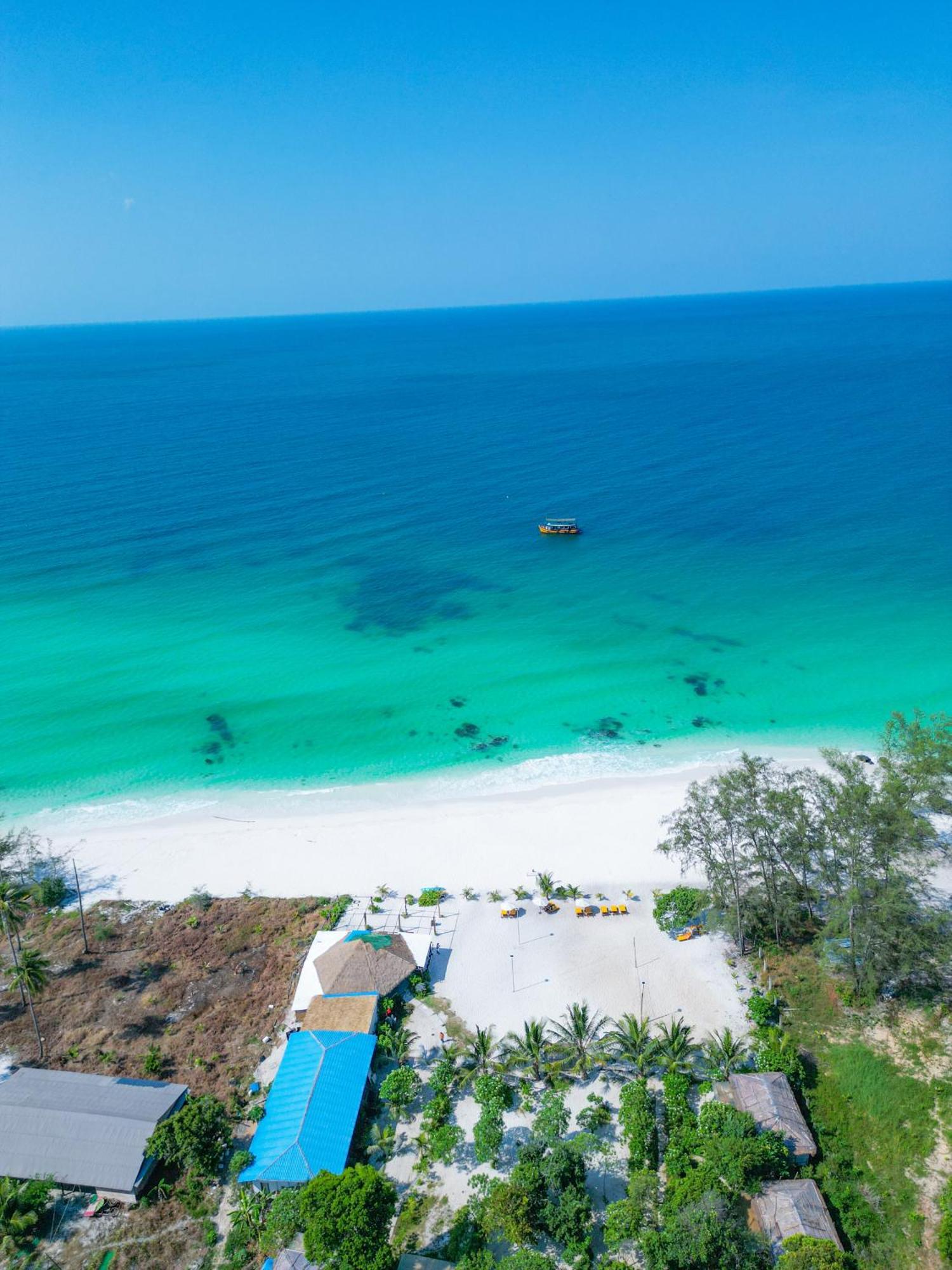 Long Beach Resort Koh Rong Sok San Village Dış mekan fotoğraf